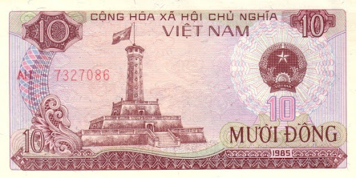 валюта вьетнамцев фото